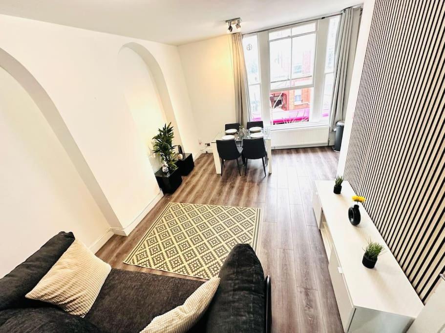 Luxury Flat Hyde Park Super Location For Tourists Lägenhet London Exteriör bild